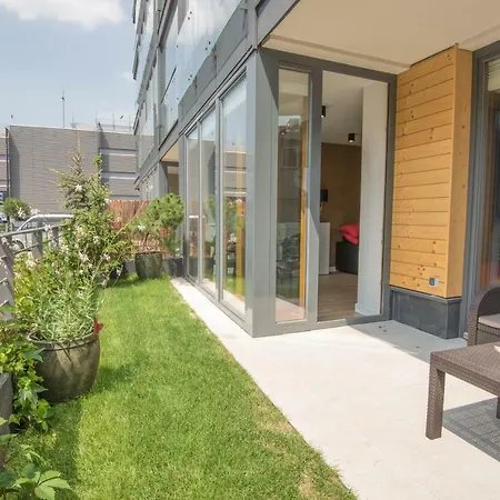 Galaxy Garden Cracow- Shopping Mall 1min, Underground Parking, Family Friendly, City Center * Krakow
