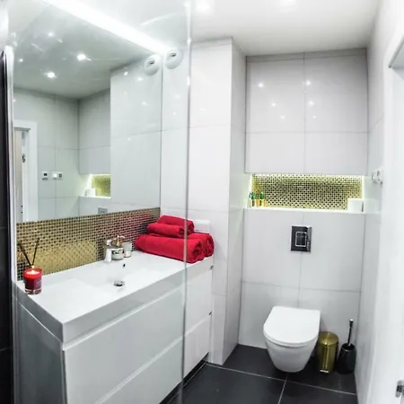Galaxy Garden Cracow- Shopping Mall 1min, Underground Parking, Family Friendly, City Center * 克拉科夫