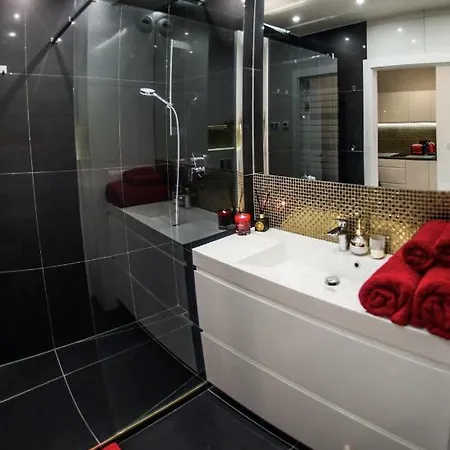 Galaxy Garden Cracow- Shopping Mall 1min, Underground Parking, Family Friendly, City Center 公寓 克拉科夫